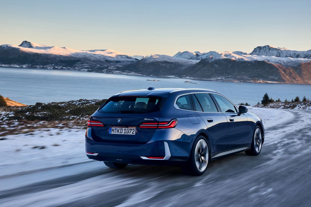 BMW SERIE 5 (G61 Touring) 520d xDrive 197 ch break 2024