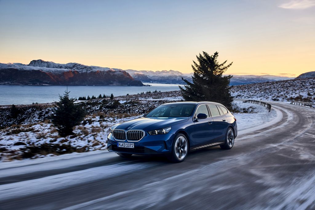 BMW SERIE 5 (G61 Touring) 520d xDrive 197 ch break 2024