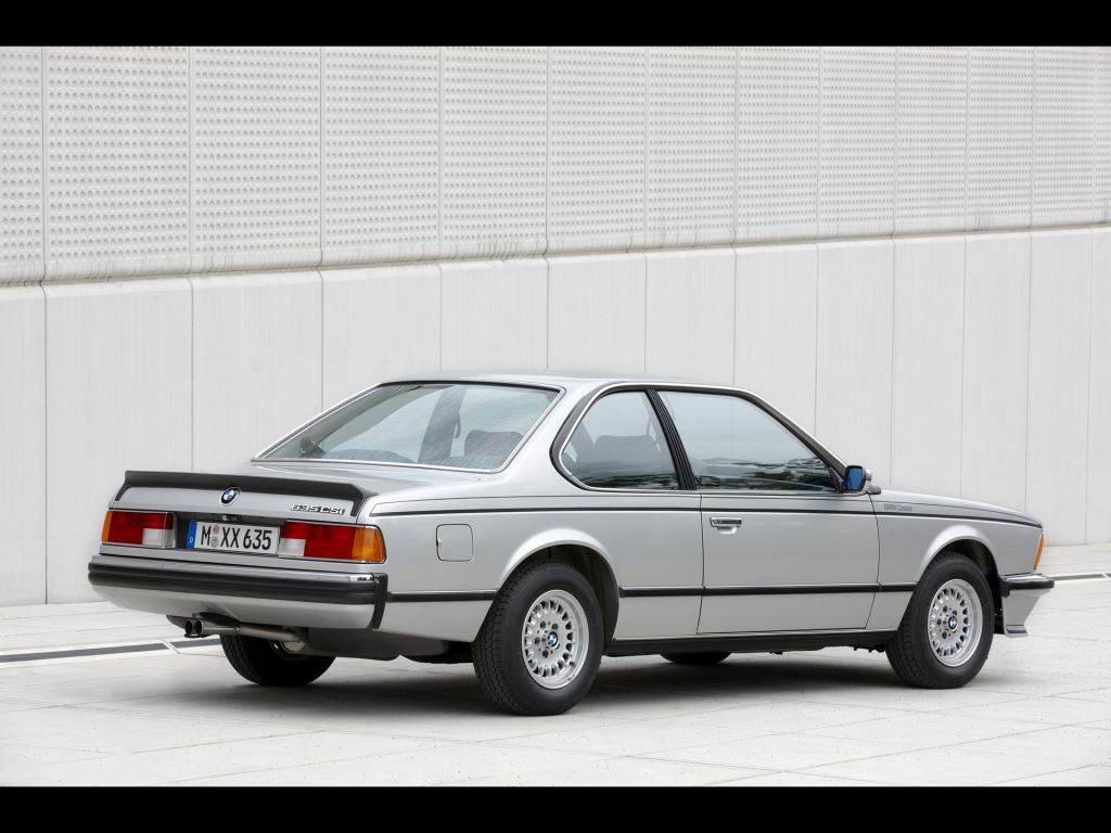 BMW SERIE 6 (E24) 635 CSi 220 ch coupé 1981