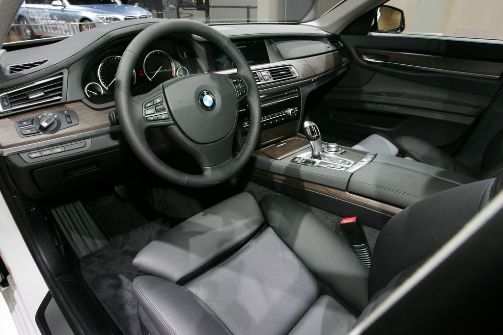 BMW SERIE 7 (F01) 730d 245 ch berline 2008