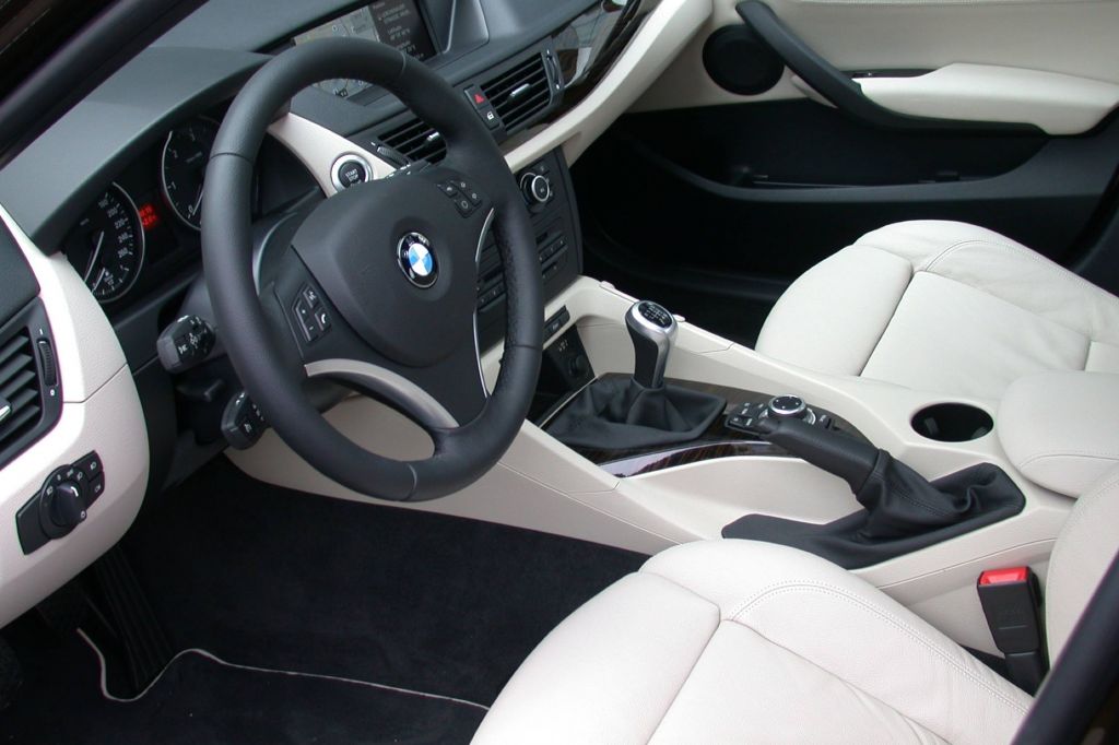 BMW X1 (E84) sDrive20d SUV 2009