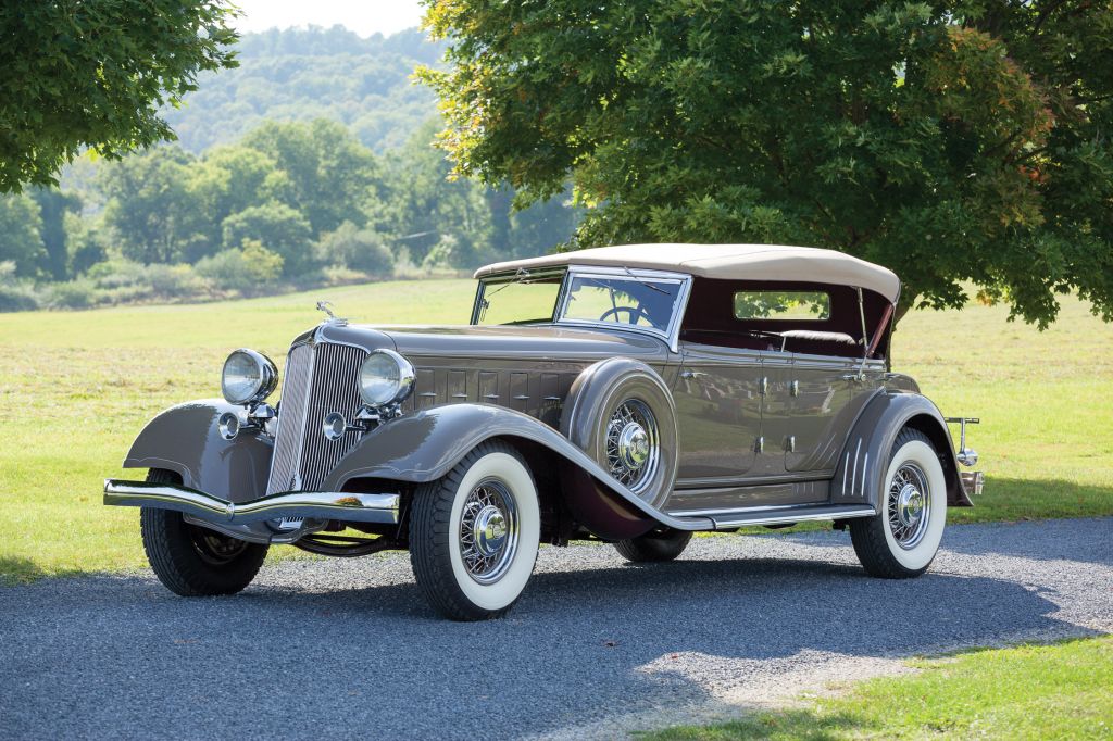 CHRYSLER CL Imperial Dual-Windshield Phaeton by LeBaron cabriolet 1933