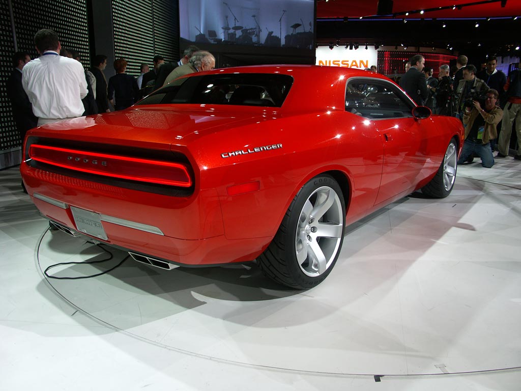 DODGE CHALLENGER