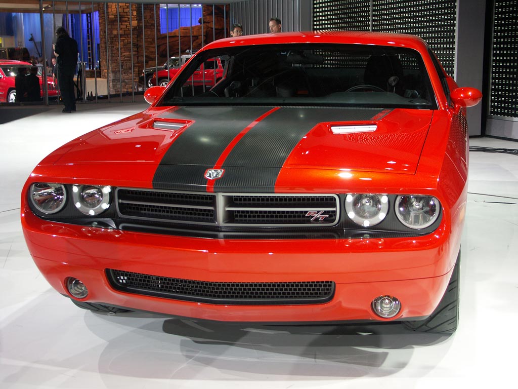 DODGE CHALLENGER