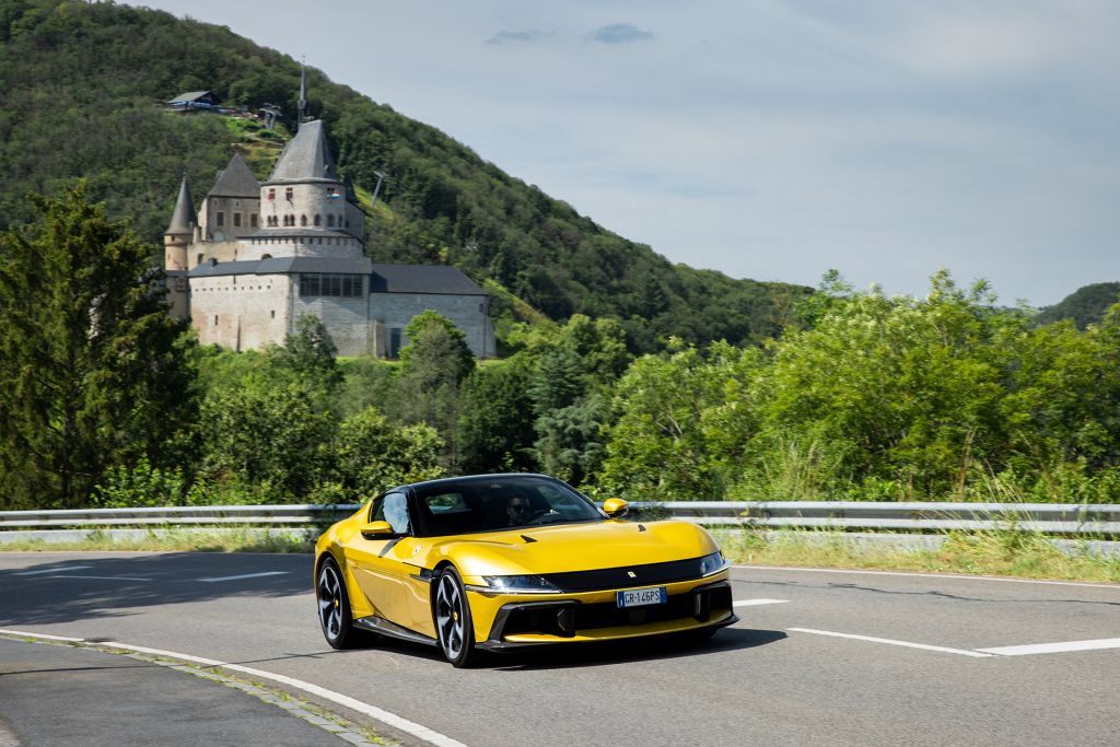 FERRARI 12CILINDRI 830 ch coupé 2024