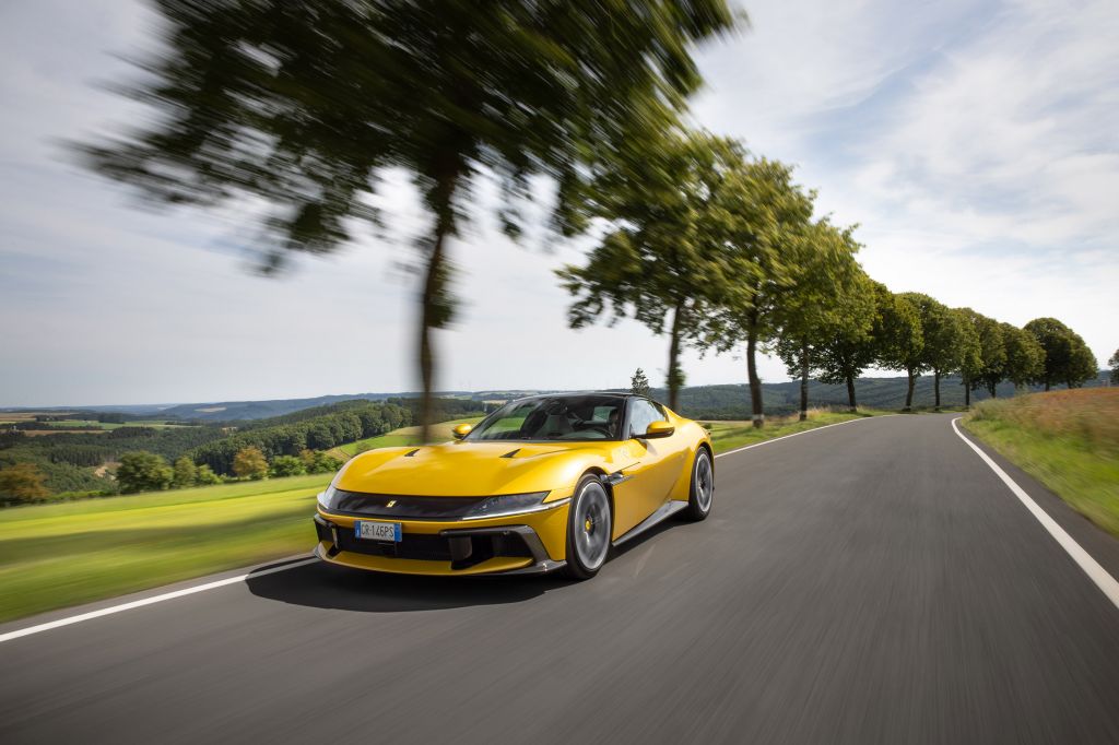FERRARI 12CILINDRI 830 ch coupé 2024