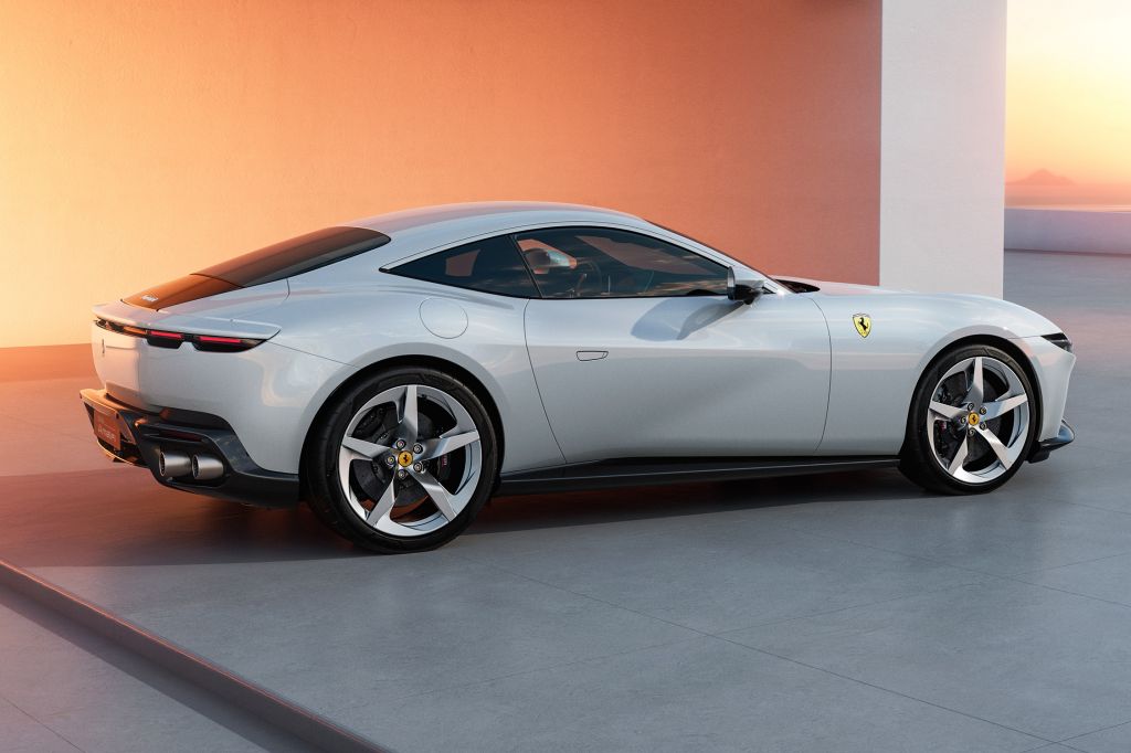 FERRARI AMALFI V8 640 ch coupé 2025