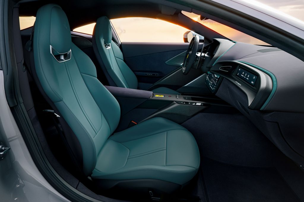 FERRARI AMALFI V8 640 ch coupé 2025