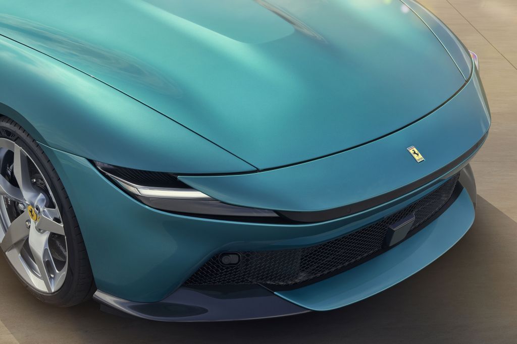FERRARI AMALFI V8 640 ch coupé 2025