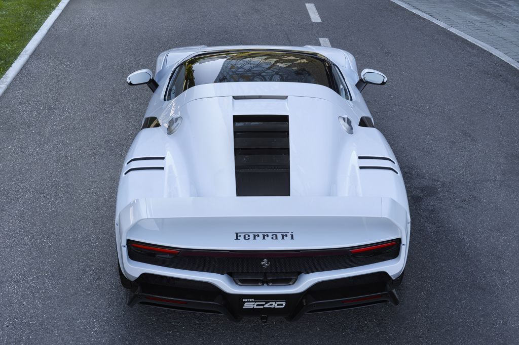 FERRARI SC40