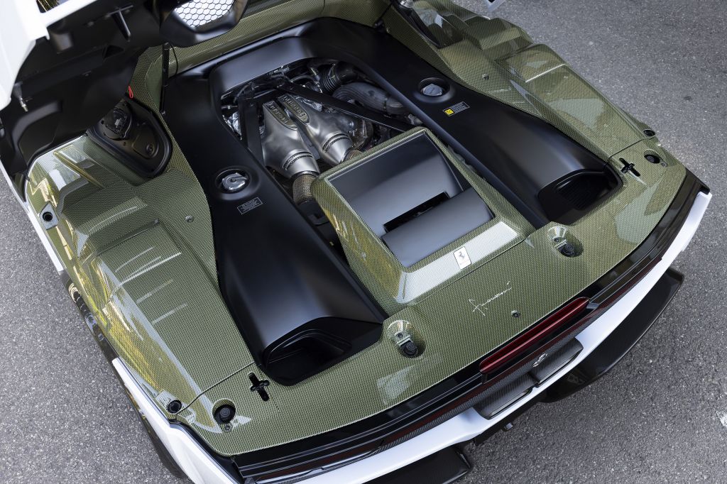 FERRARI SC40