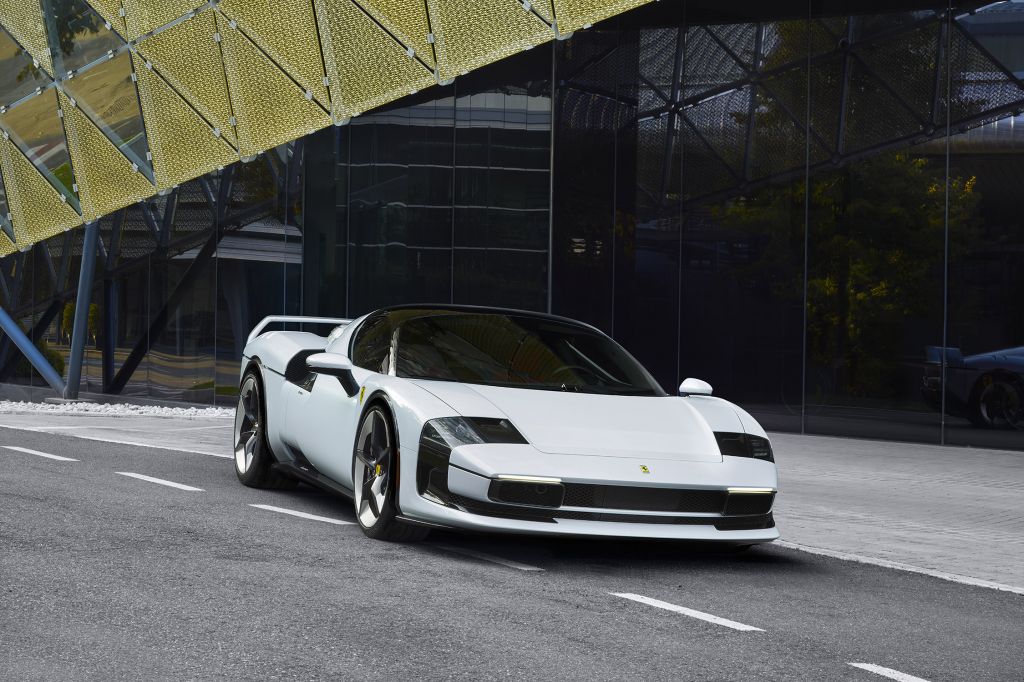 FERRARI SC40