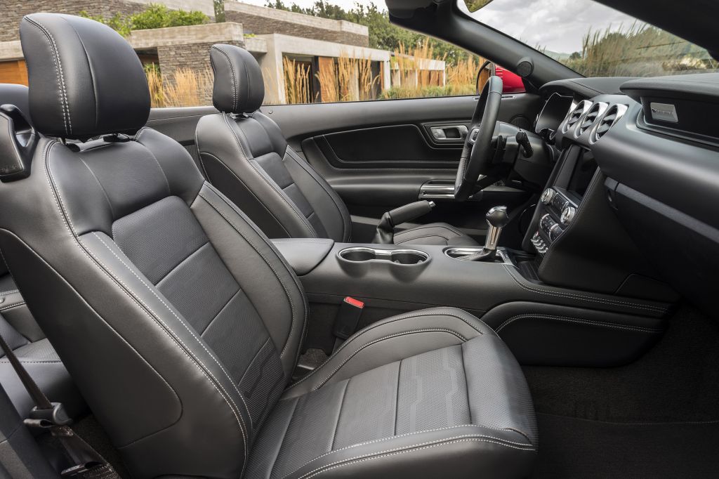 FORD MUSTANG VI (2015 - 2022) GT 450 ch cabriolet 2018