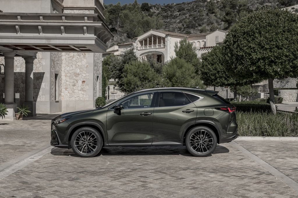 LEXUS NX (2) 450h+ SUV 2021