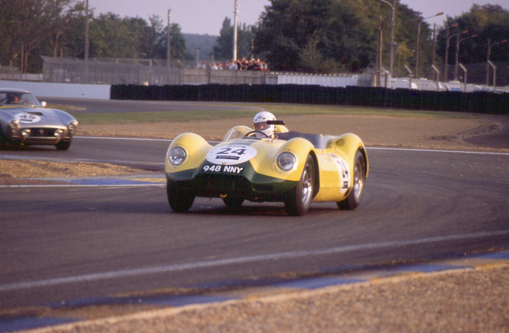 LISTER JAGUAR KNOBBLY