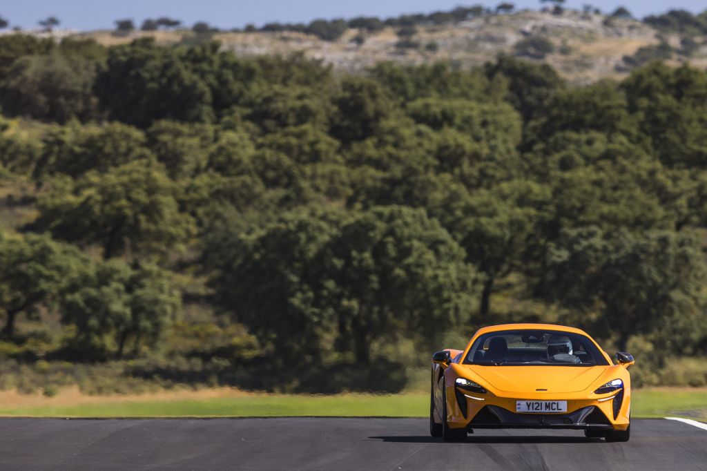 MCLAREN ARTURA V6 680 ch coupé 2022