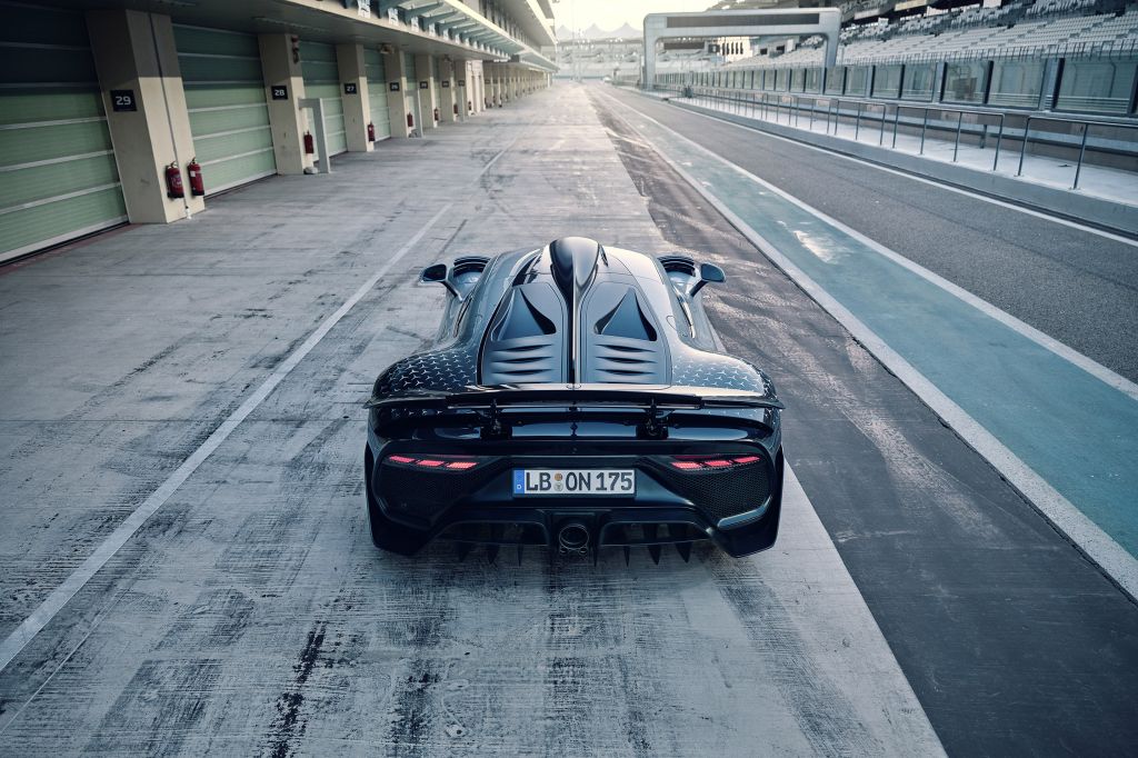 MERCEDES AMG ONE