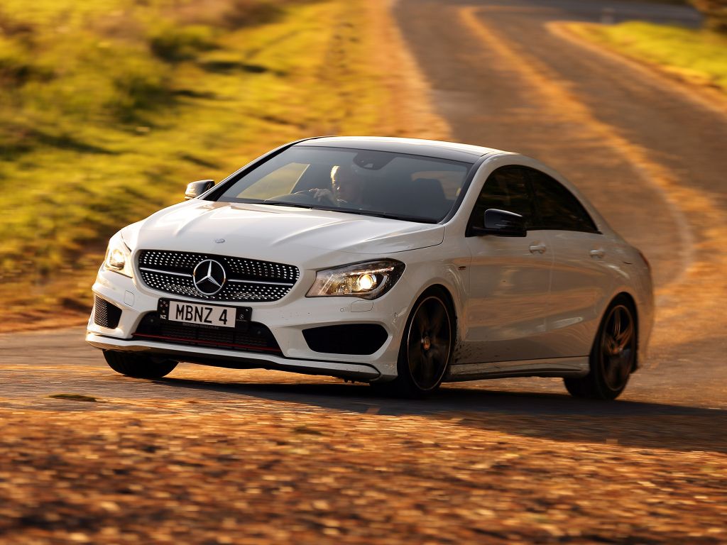 MERCEDES CLASSE CLA (Coupé C117) 250 4Matic berline 2014