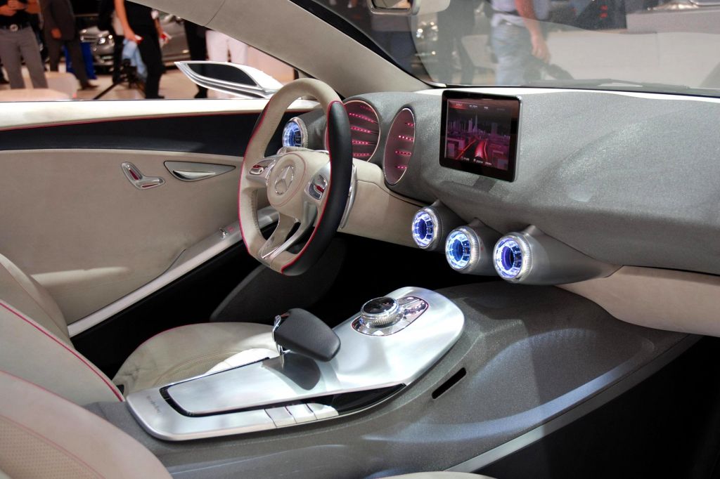 MERCEDES CONCEPT A-CLASS Concept concept-car 2011