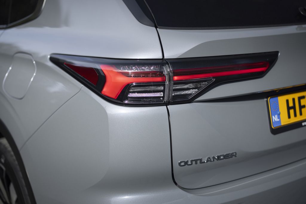 MITSUBISHI OUTLANDER (4) PHEV 306 ch SUV 2025