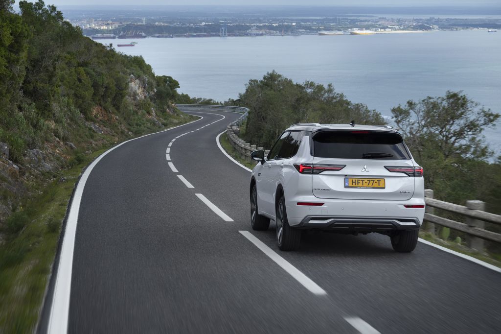 MITSUBISHI OUTLANDER (4) PHEV 306 ch SUV 2025