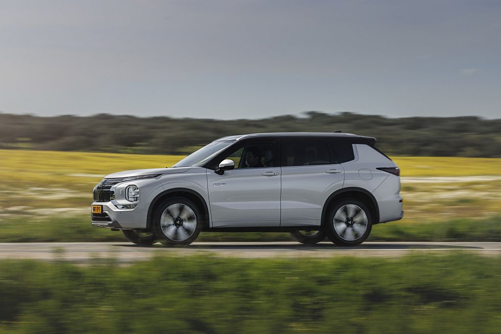 MITSUBISHI OUTLANDER (4) PHEV 306 ch SUV 2025