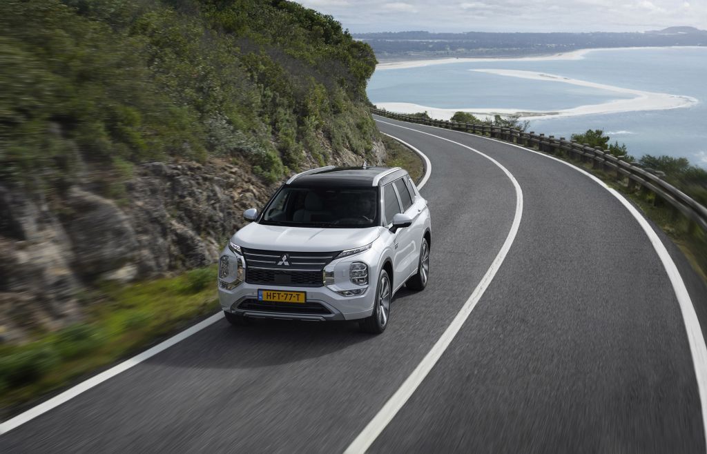 MITSUBISHI OUTLANDER (4) PHEV 306 ch SUV 2025