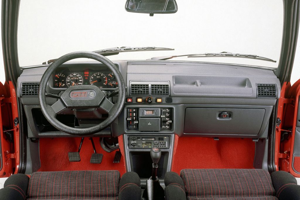 PEUGEOT 205 GTI 1.9 130 citadine 1984