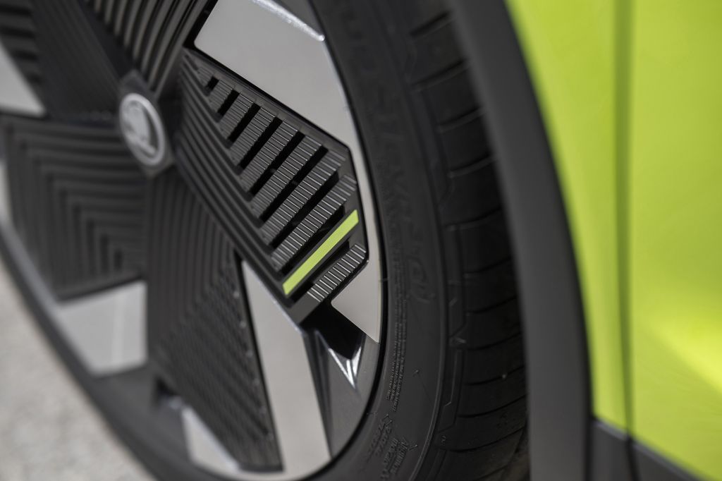 SKODA ELROQ RS SUV 2025