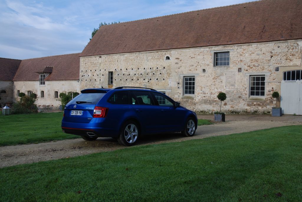 SKODA OCTAVIA (3) 2.0 TDI 184 ch break 2013