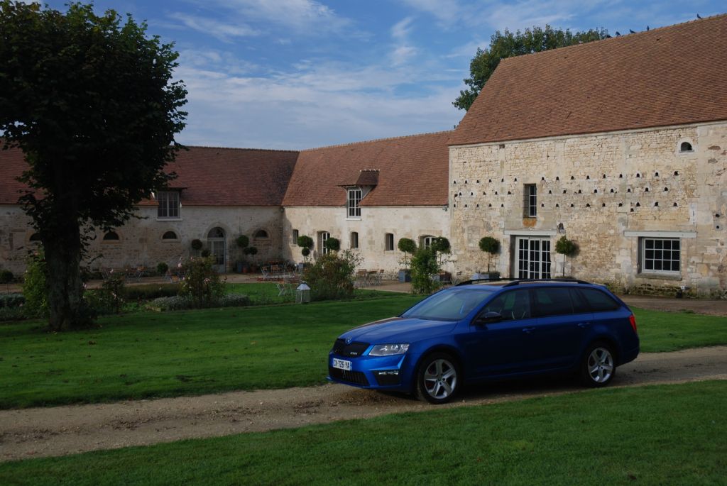 SKODA OCTAVIA (3) 2.0 TDI 184 ch break 2013
