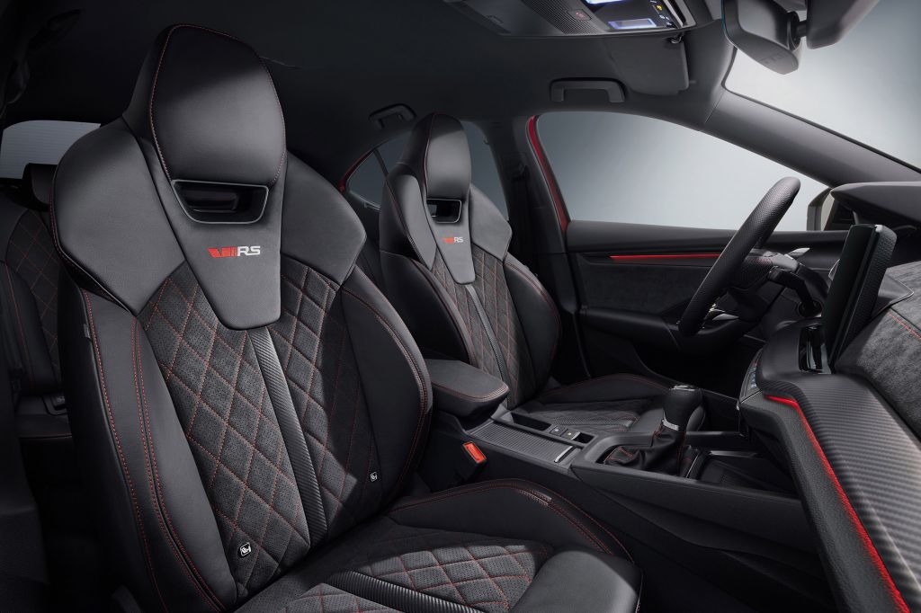 SKODA OCTAVIA (4) RS 2.0 TSI 245 ch berline 2021