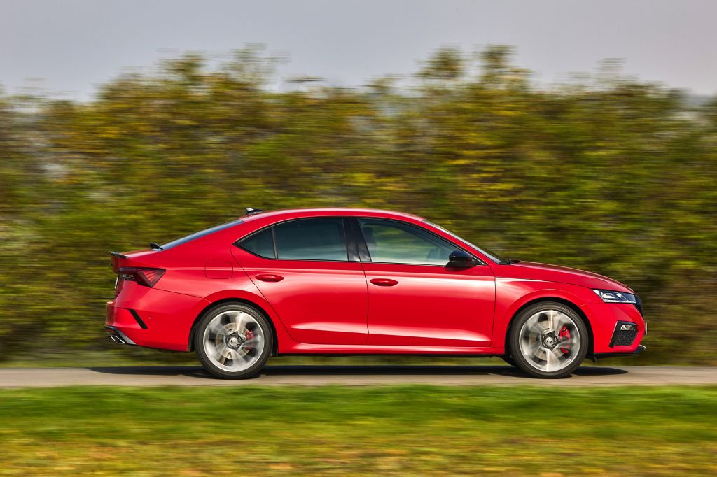 SKODA OCTAVIA (4) RS 2.0 TSI 245 ch berline 2021