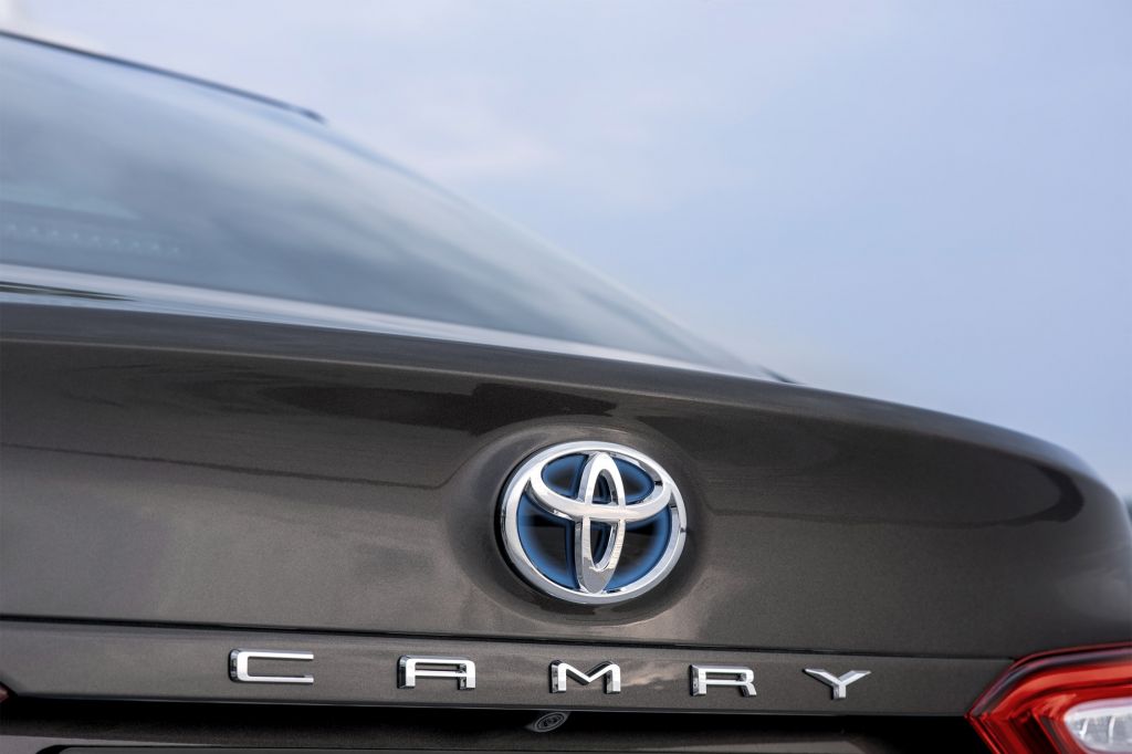 TOYOTA CAMRY (XV70) hybride berline 2019