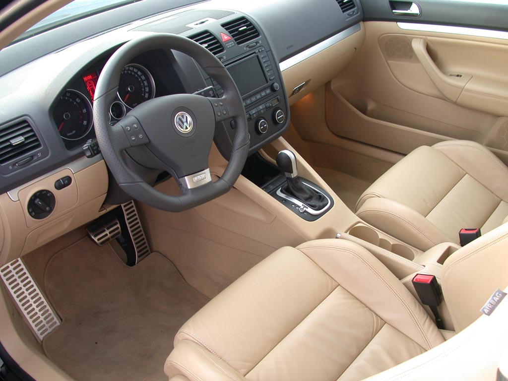 VOLKSWAGEN GOLF (5) GTI 2.0 200 ch coupé 2004