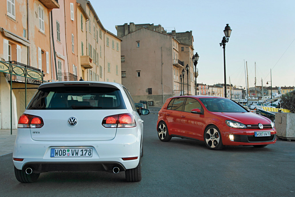 VOLKSWAGEN GOLF (6) GTI 2.0 TSI 210 ch berline 2009