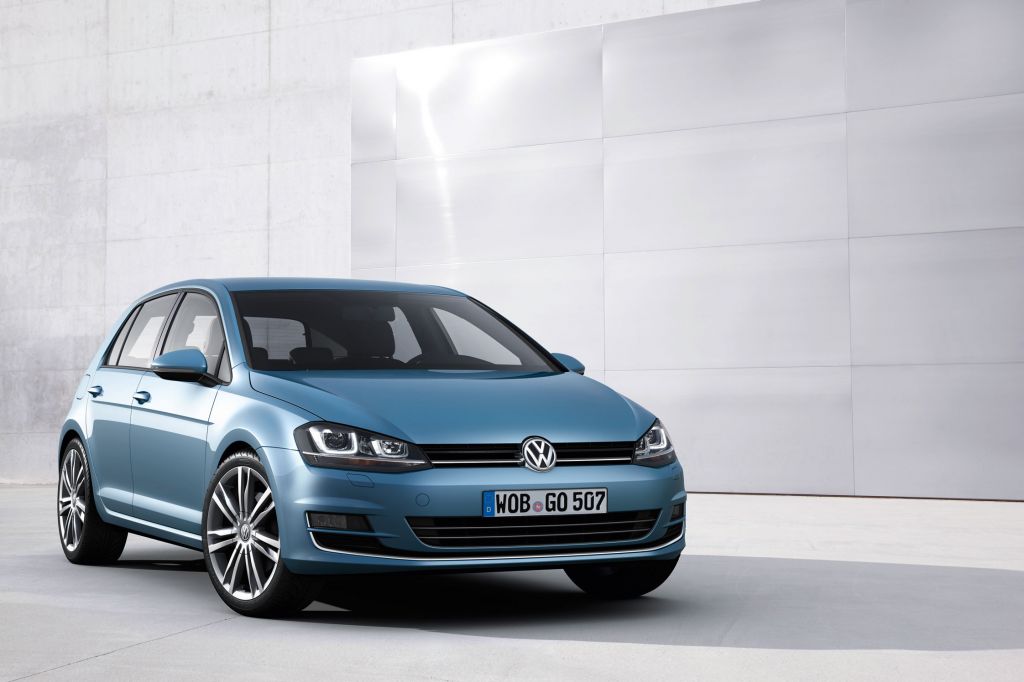 VOLKSWAGEN GOLF (7)  berline 2012