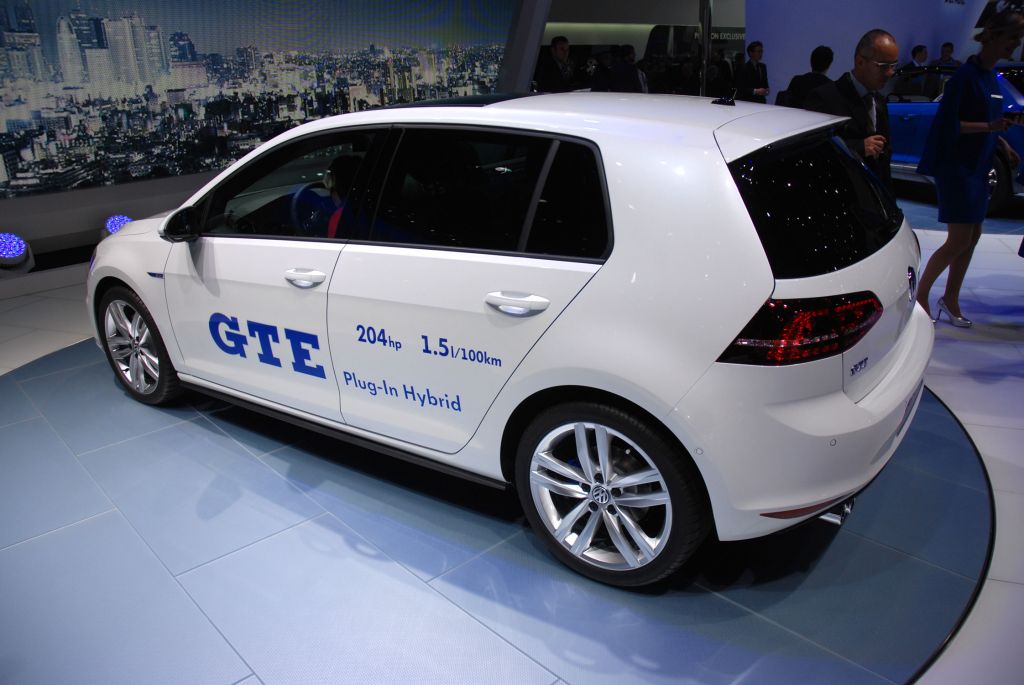 VOLKSWAGEN GOLF (7) GTE 1.4 TSI Plug-In-Hybrid berline 2014