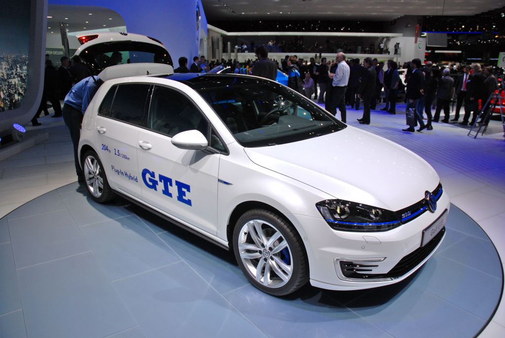 VOLKSWAGEN GOLF (7) GTE 1.4 TSI Plug-In-Hybrid berline 2014