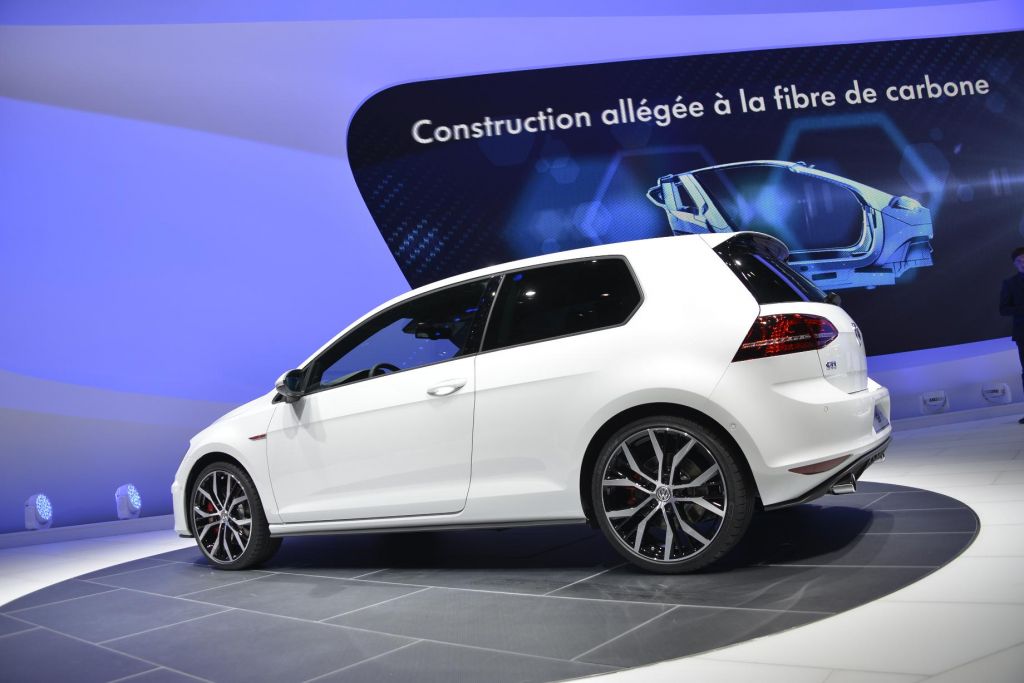 VOLKSWAGEN GOLF (7) GTI 2.0 TSI 220 berline 2013