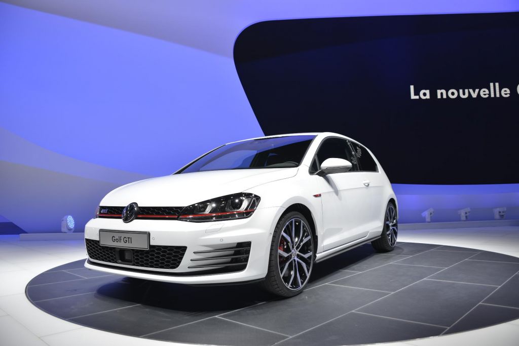 VOLKSWAGEN GOLF (7) GTI 2.0 TSI 220 berline 2013