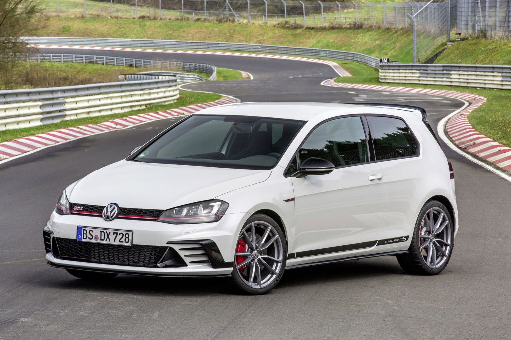 VOLKSWAGEN GOLF (7) GTI Clubsport S berline 2016