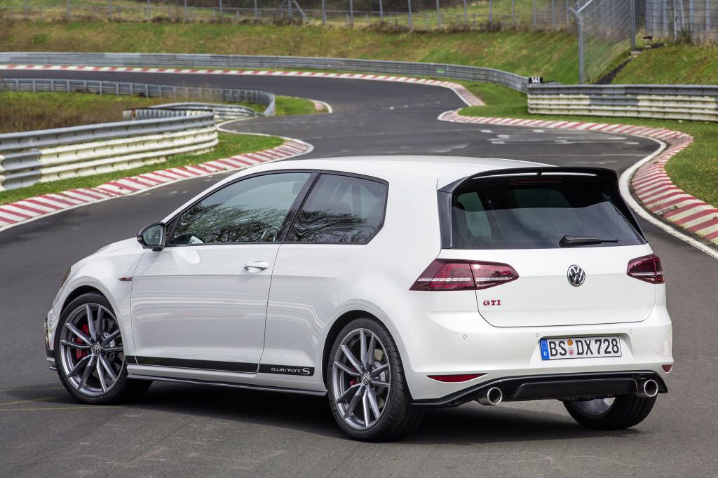 VOLKSWAGEN GOLF (7) GTI Clubsport S berline 2016