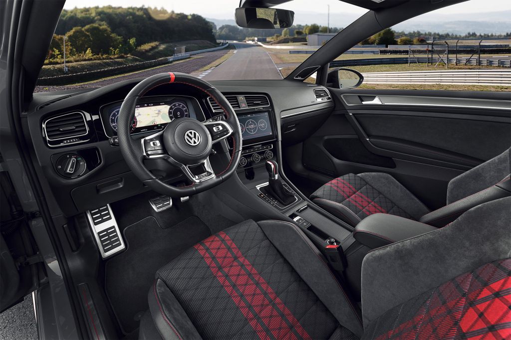 VOLKSWAGEN GOLF (7) GTI TCR berline 2019