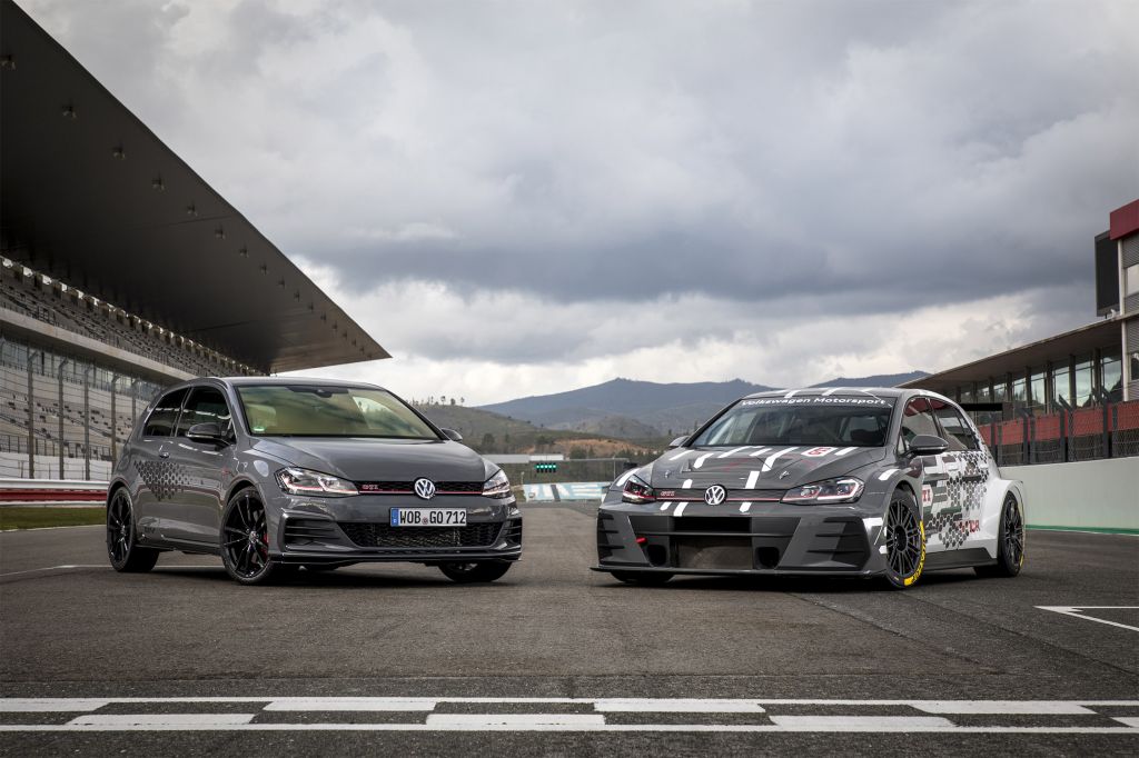 VOLKSWAGEN GOLF (7) GTI TCR berline 2019