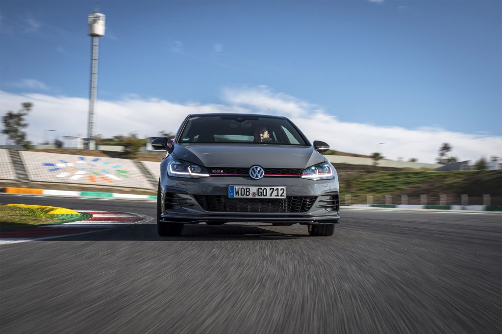 VOLKSWAGEN GOLF (7) GTI TCR berline 2019