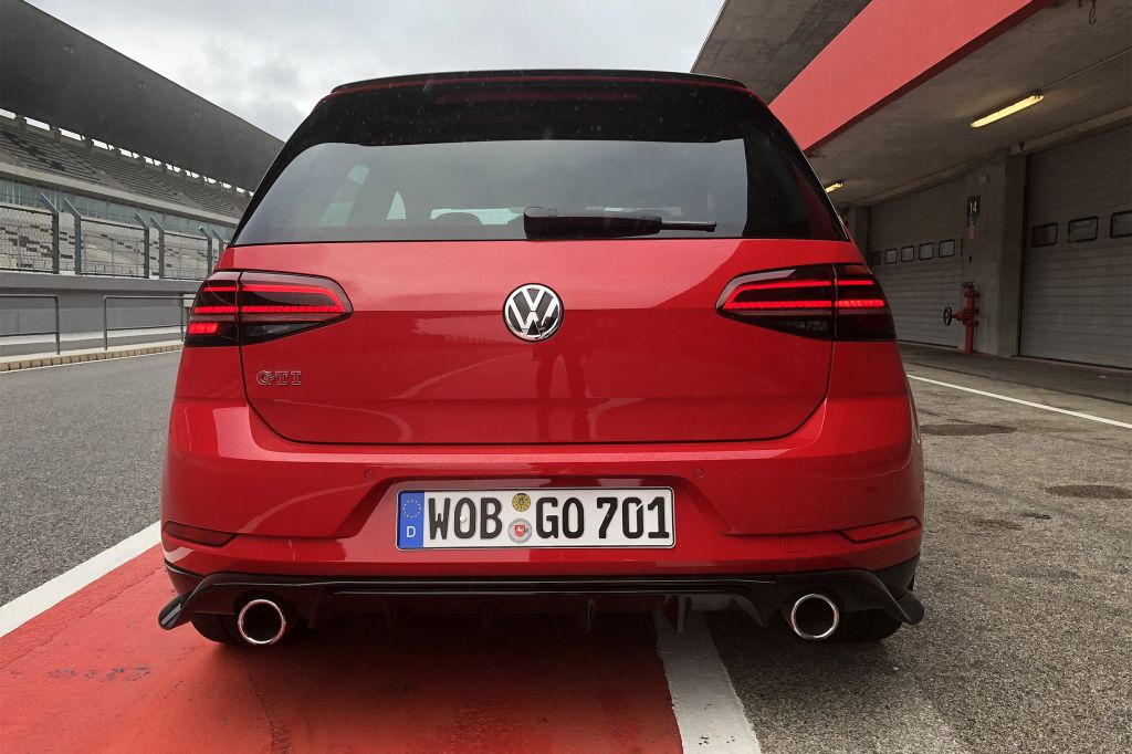 VOLKSWAGEN GOLF (7) GTI TCR berline 2019