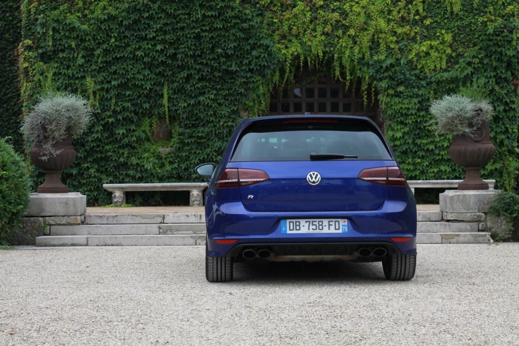 VOLKSWAGEN GOLF (7) R 2.0 TSI 300 berline 2014