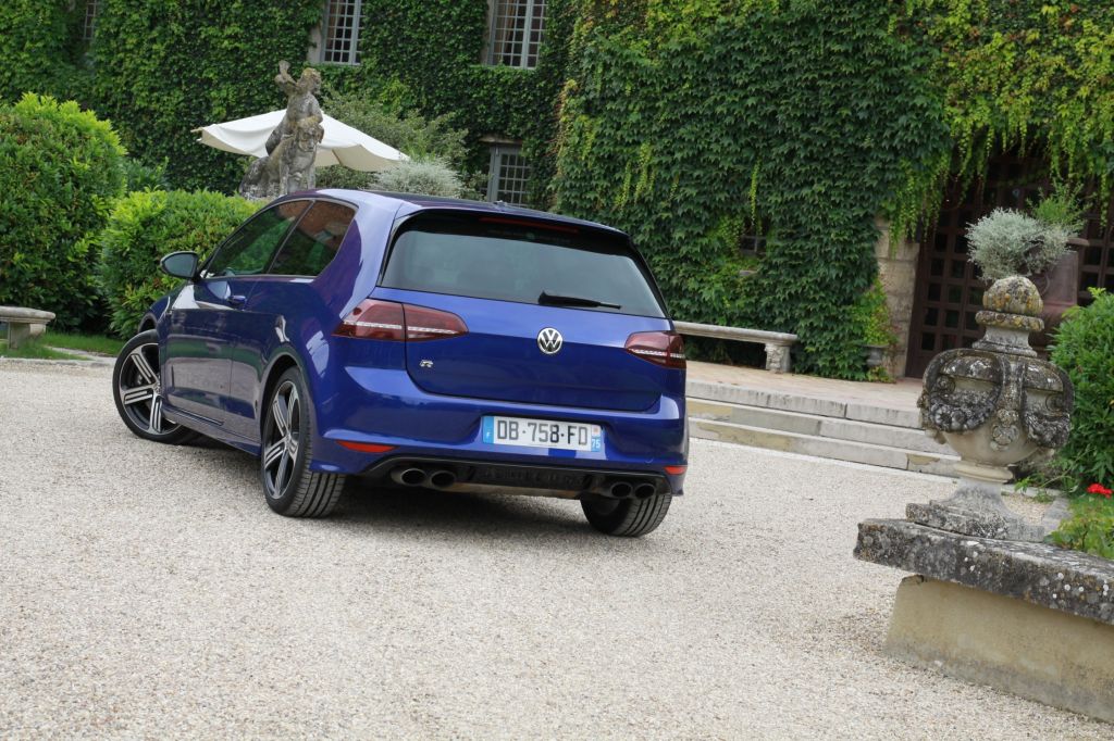 VOLKSWAGEN GOLF (7) R 2.0 TSI 300 berline 2014