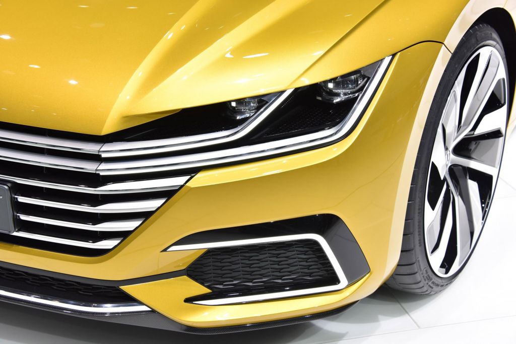 VOLKSWAGEN SPORT COUPE  Concept GTE concept-car 2015